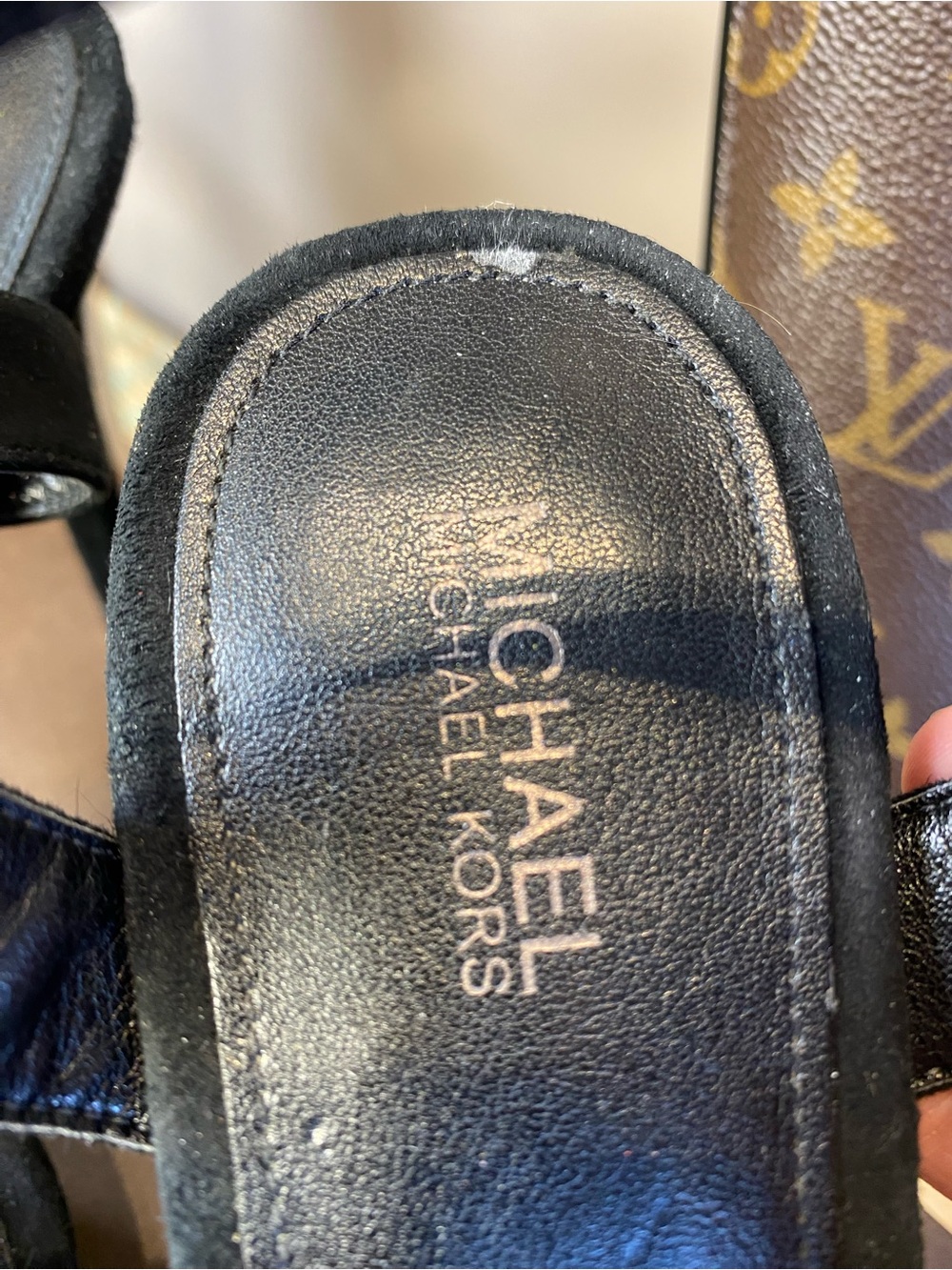 Michael Kors Faye Fur Sandal Suede Black Silver Charm Ankle Strap Open Toe 7.5M - Picture 5 of 10